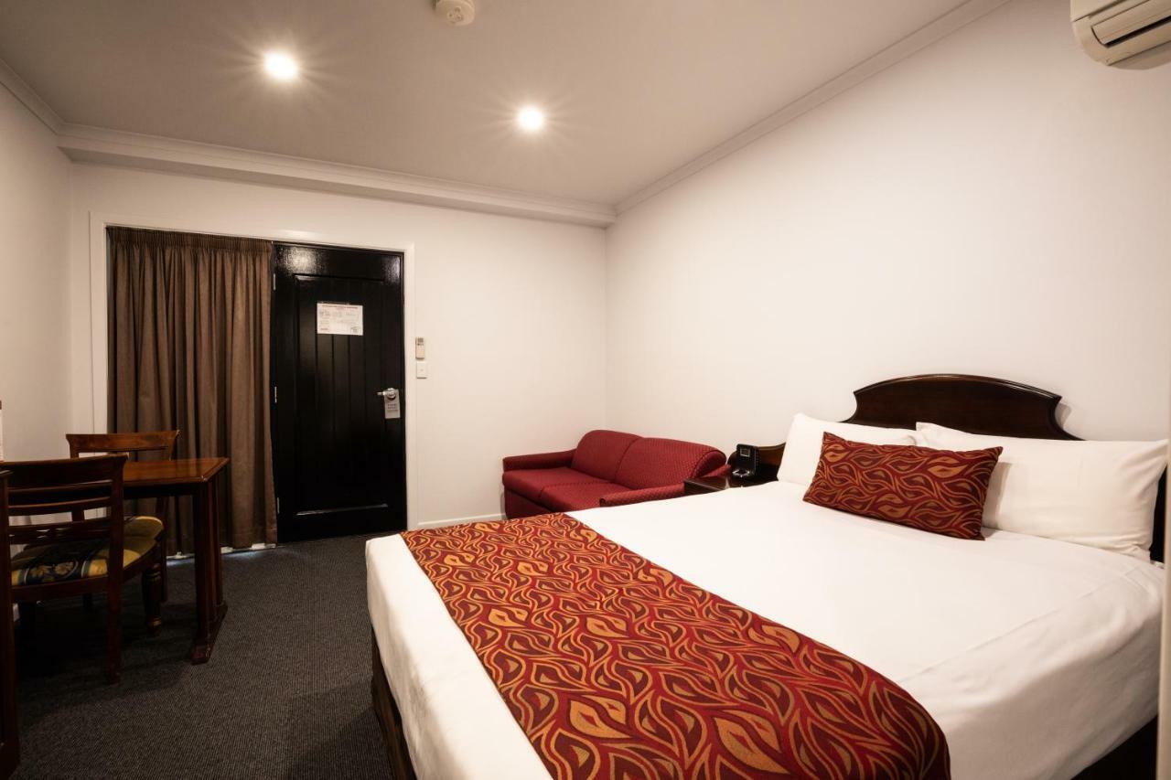 Hotel Settlers Biloela Экстерьер фото