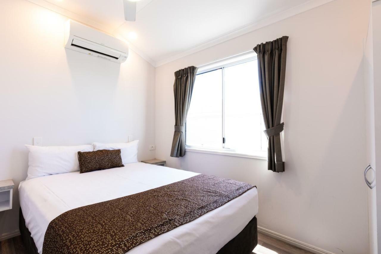 Hotel Settlers Biloela Экстерьер фото