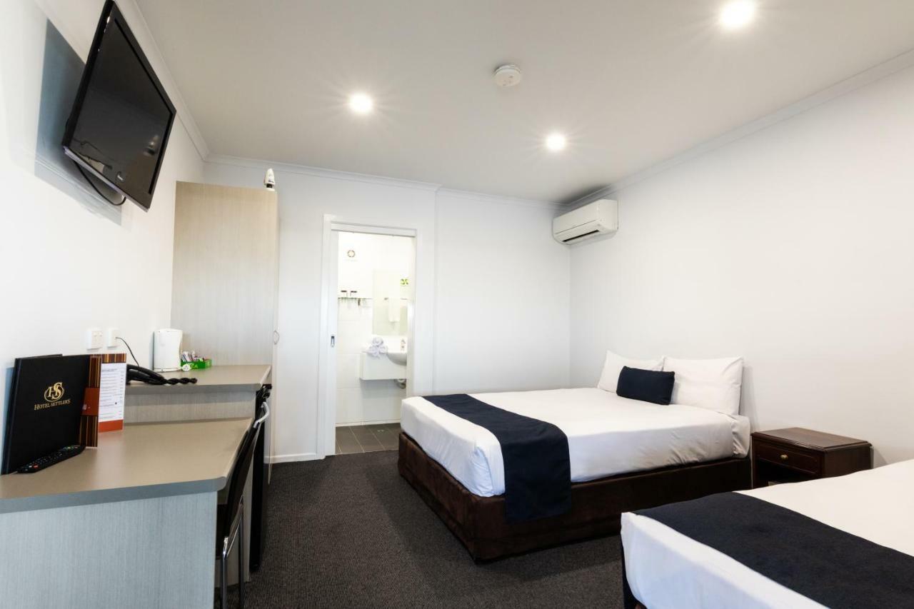 Hotel Settlers Biloela Экстерьер фото